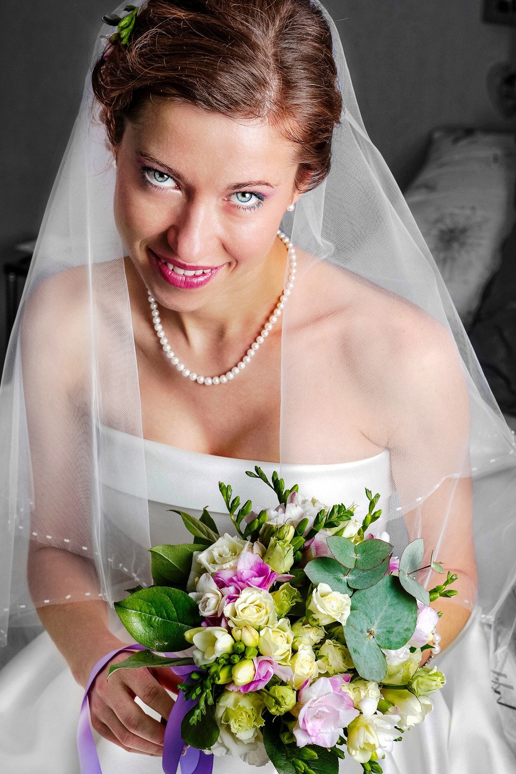 Portrait de mariée avec bouquet photographié à Périgueux